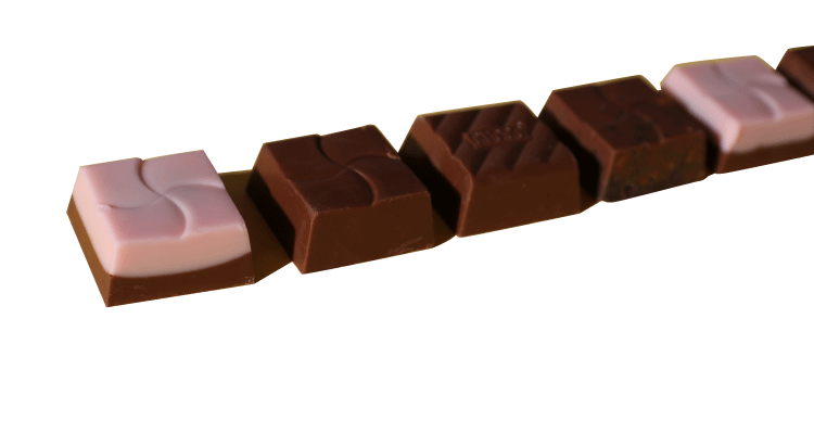 並んだチョコの画像