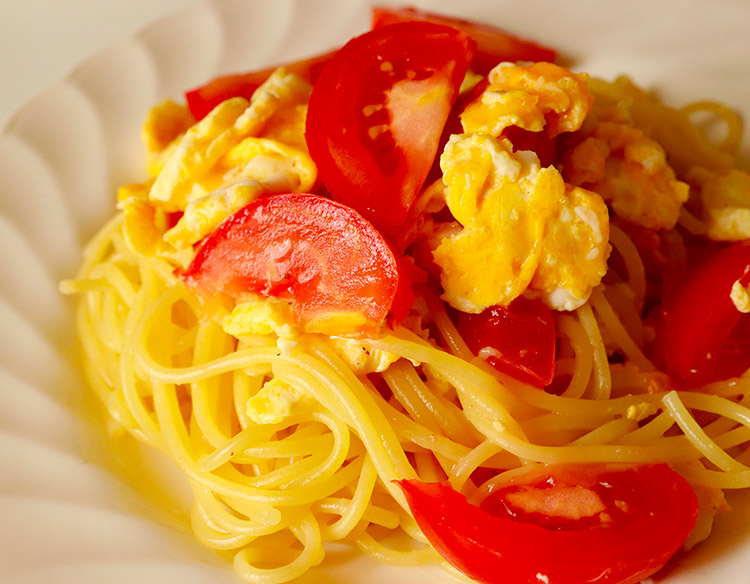 トマ玉パスタ